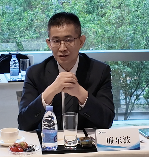 解读疾病防治要点！协和医院等多位三甲医院专家做客《财中社》大健康沙龙，共话科学健康管理
